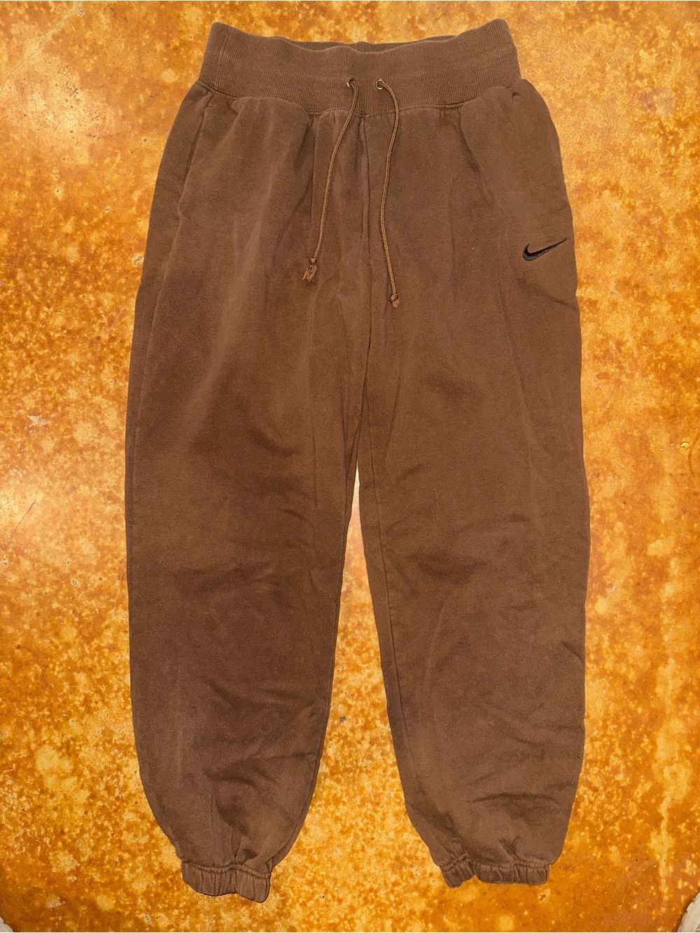Nike Women’s Brown Drawstring Fleece Joggers
